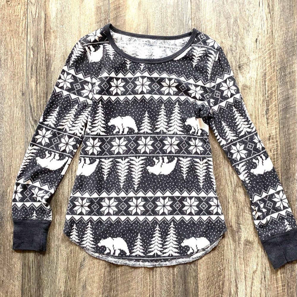 Old navy waffle knit shirt